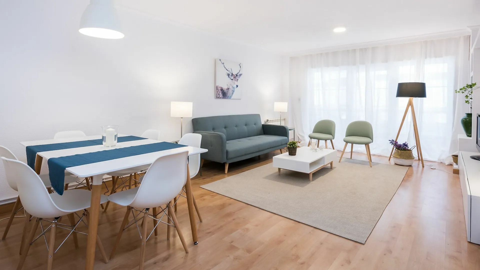 Apartamentos Paseo De La Farola Málaga Daire